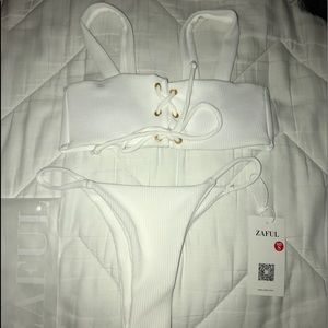 Zaful white ribbed bikini NWT